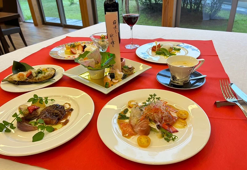 四季折々の素材を活かした会席料理