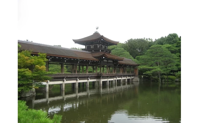 泰平閣（橋殿）