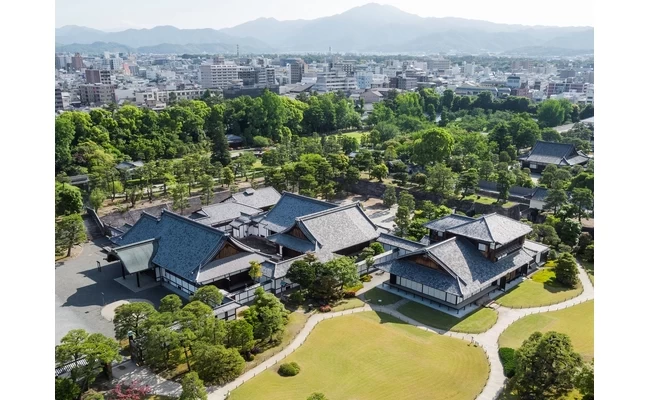 本丸御殿全景