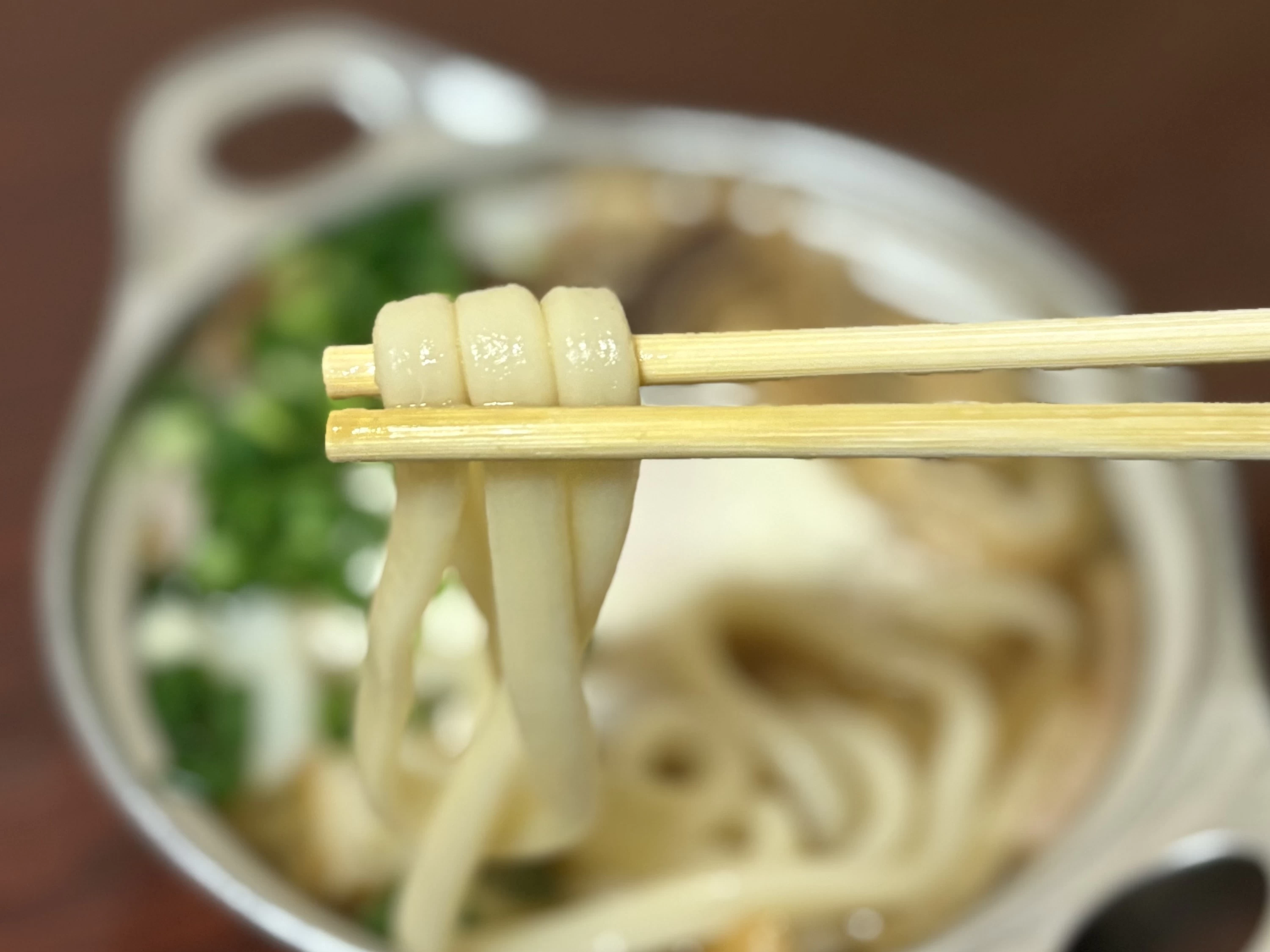 熱々なので要注意！（現地にて撮影）