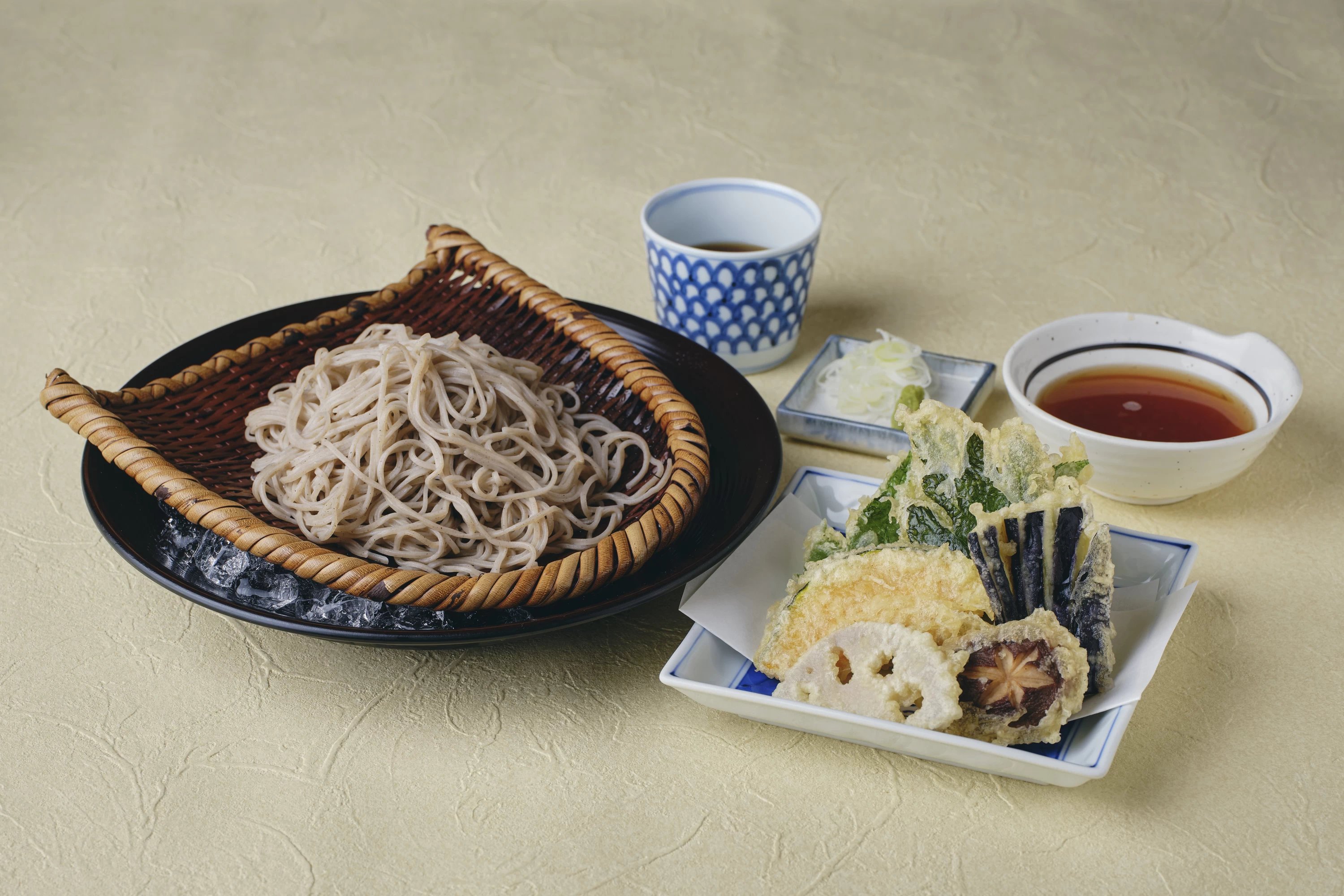 メニュー例③(画像提供:プレジャーリゾート伊豆赤沢温泉)