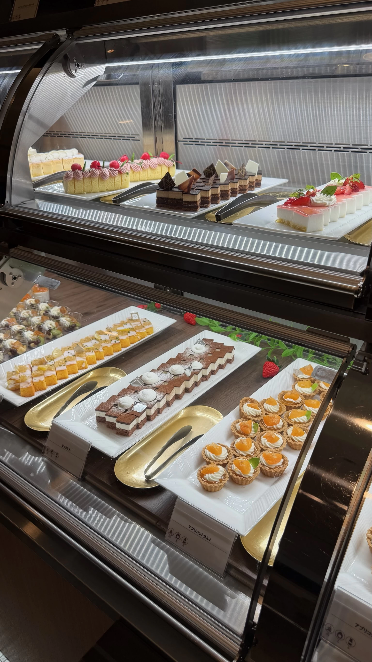 「NASUバイキング エルバージュ」のスイーツ（現地にて撮影）