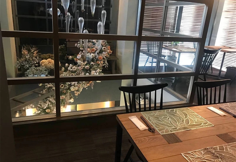 店内②