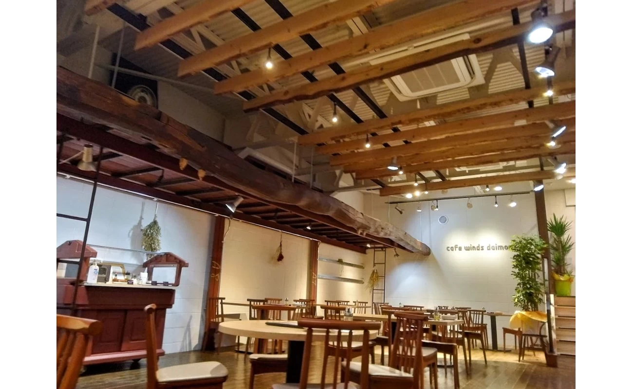 店内①