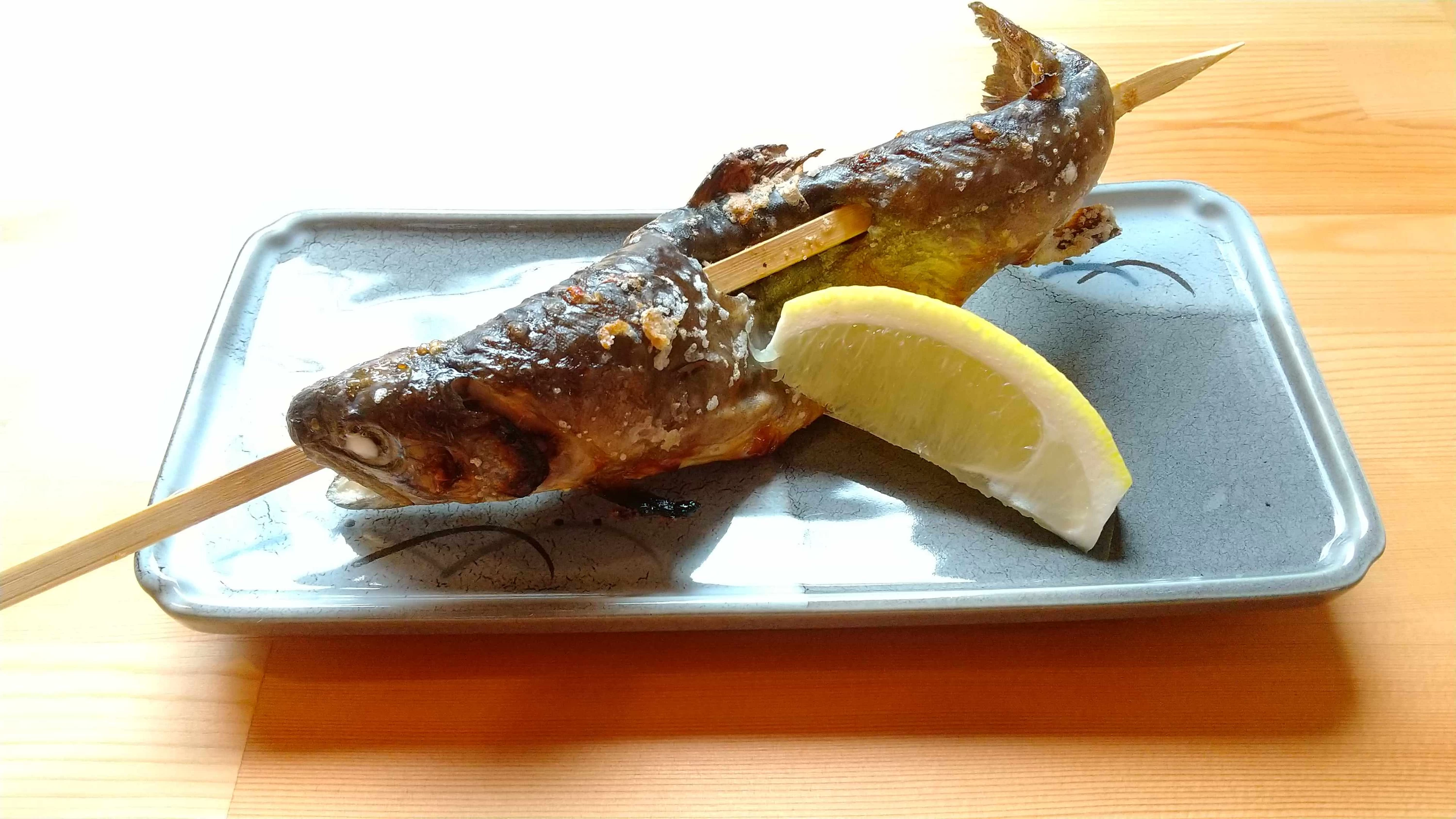 イワナの串焼き