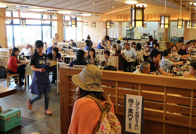 食堂も併設