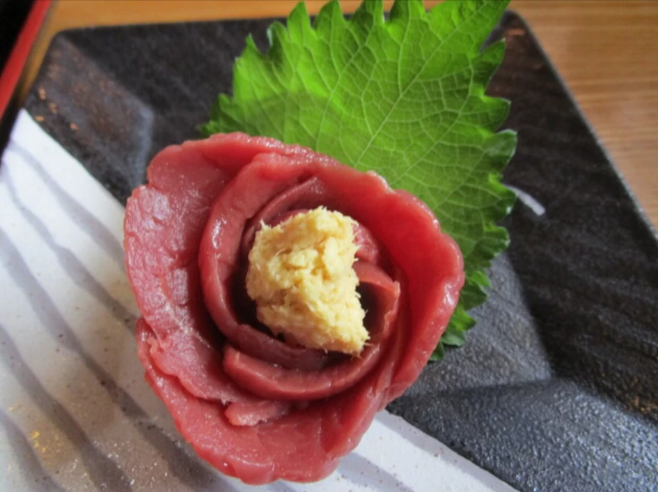 馬刺し
