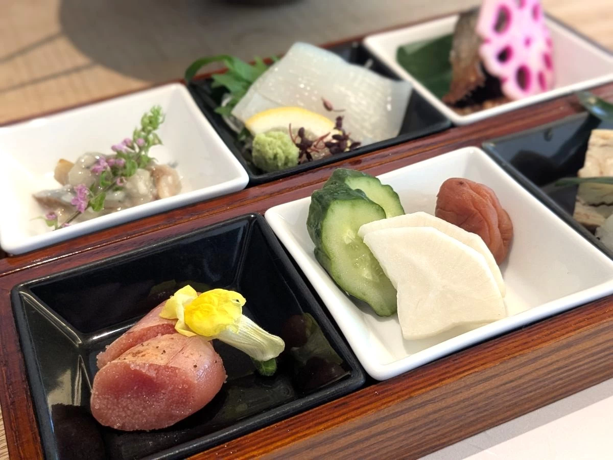 ご飯がすすむおかず（現地にて撮影）