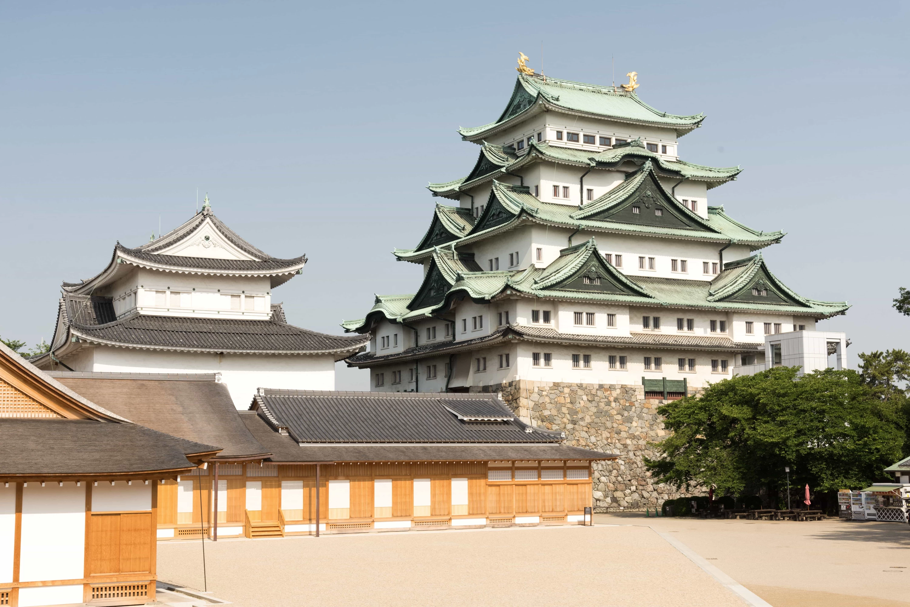 大天守と小天守