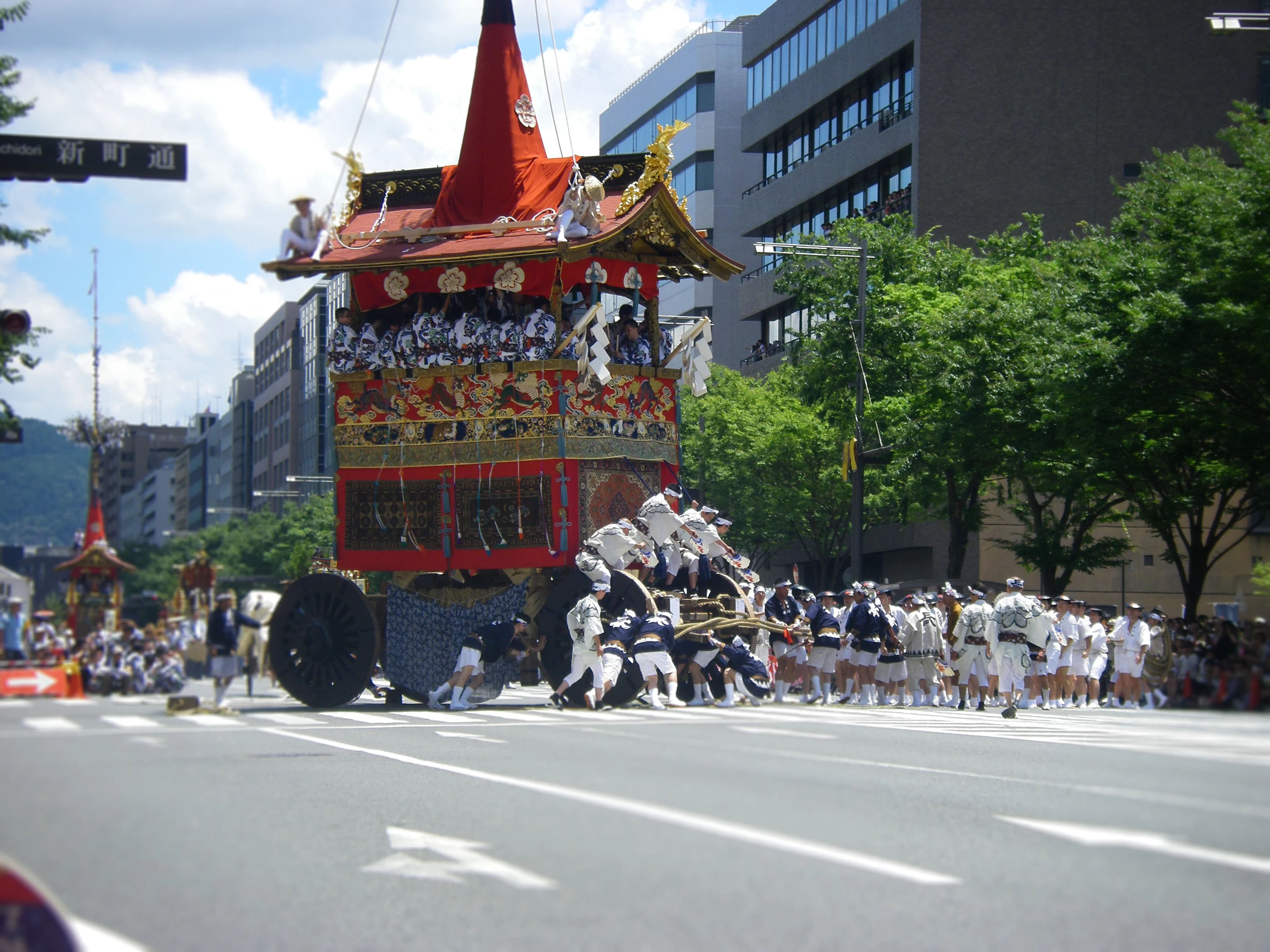 山鉾巡行「辻廻し」