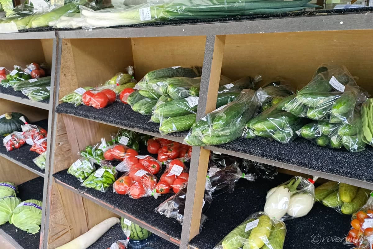 道の駅で販売される地元の新鮮野菜