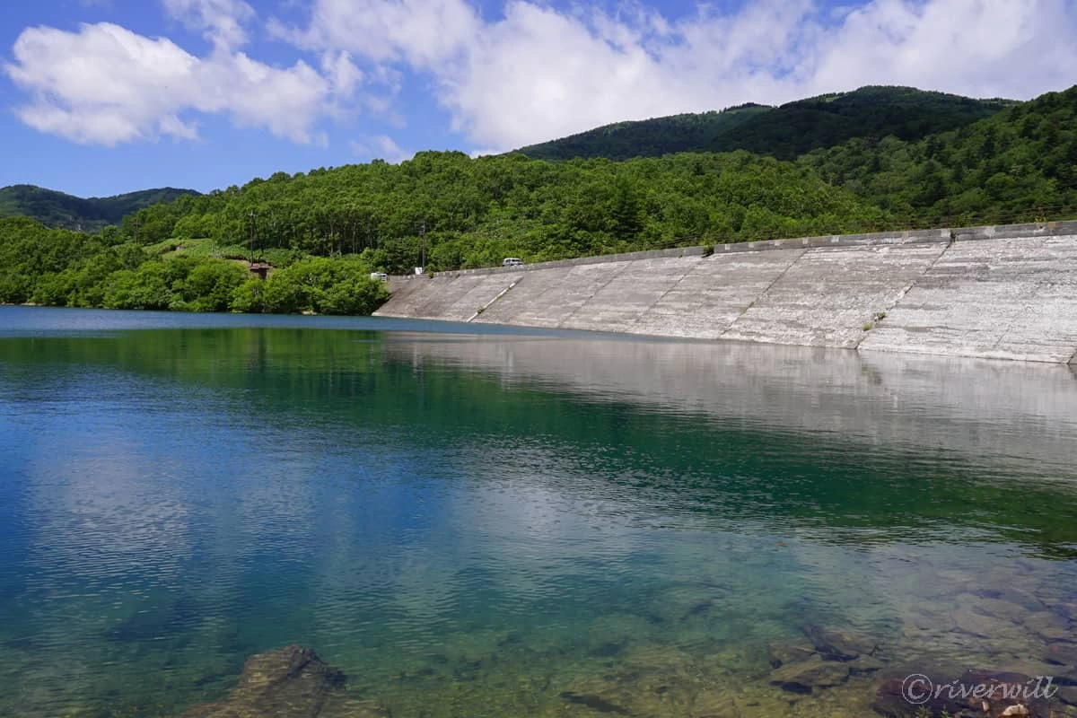 野反ダムのダム湖である野反湖