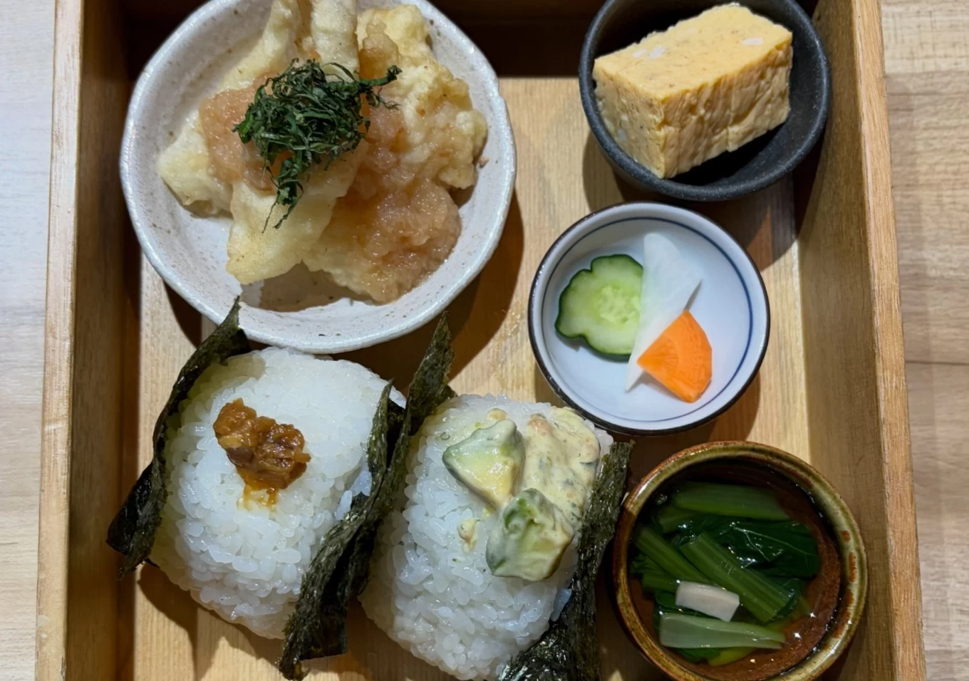 夏の白身天ぷらを梅肉おろしでさっぱりと