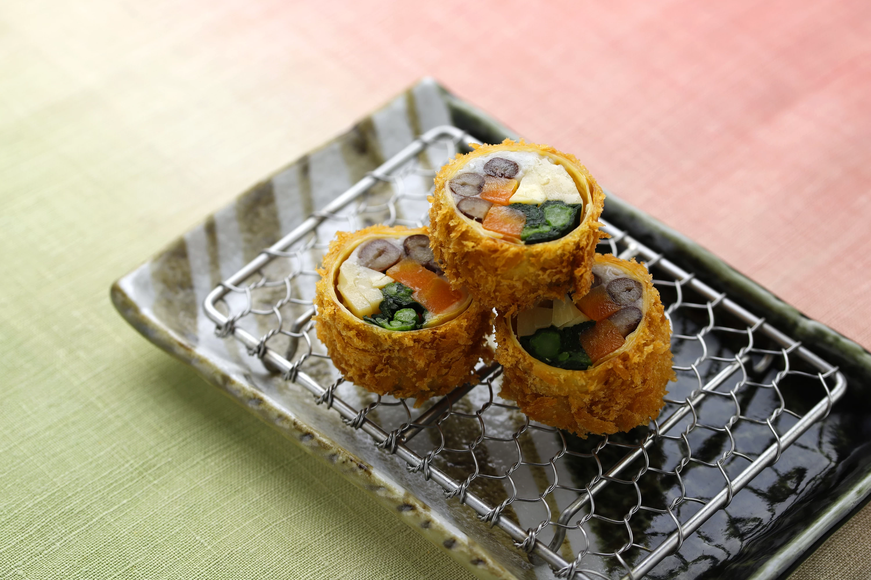 季節野菜の湯葉巻きかつ