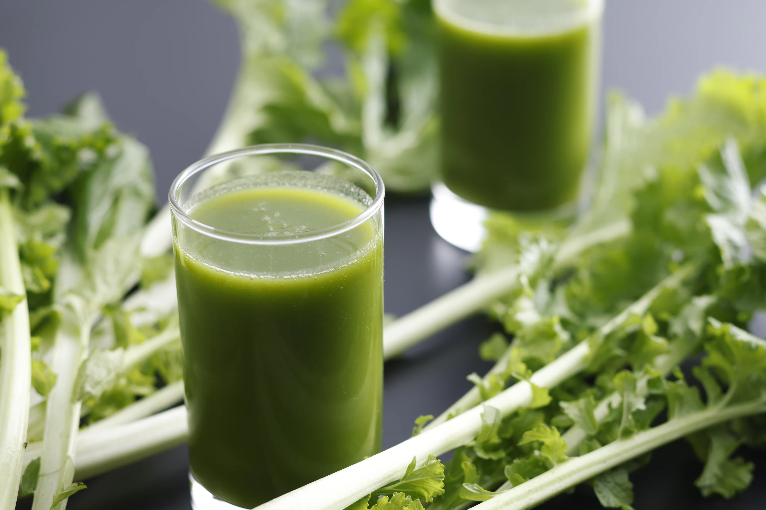 大和伝統野菜を使用したグリンスムージー