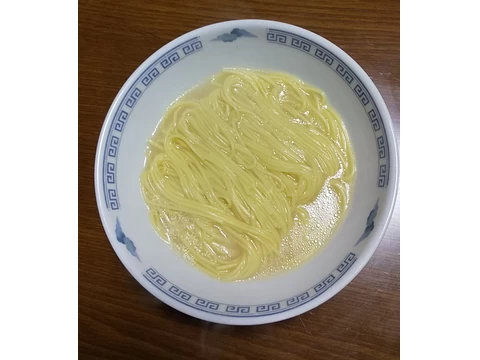 オリーブラーメン 塩スープモニター画像2